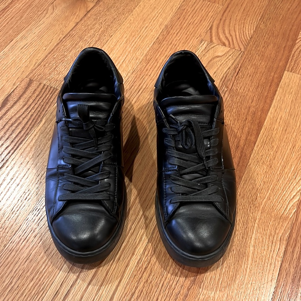 Men’s Valentino Garavani black sneakers size EU 44 / US 11